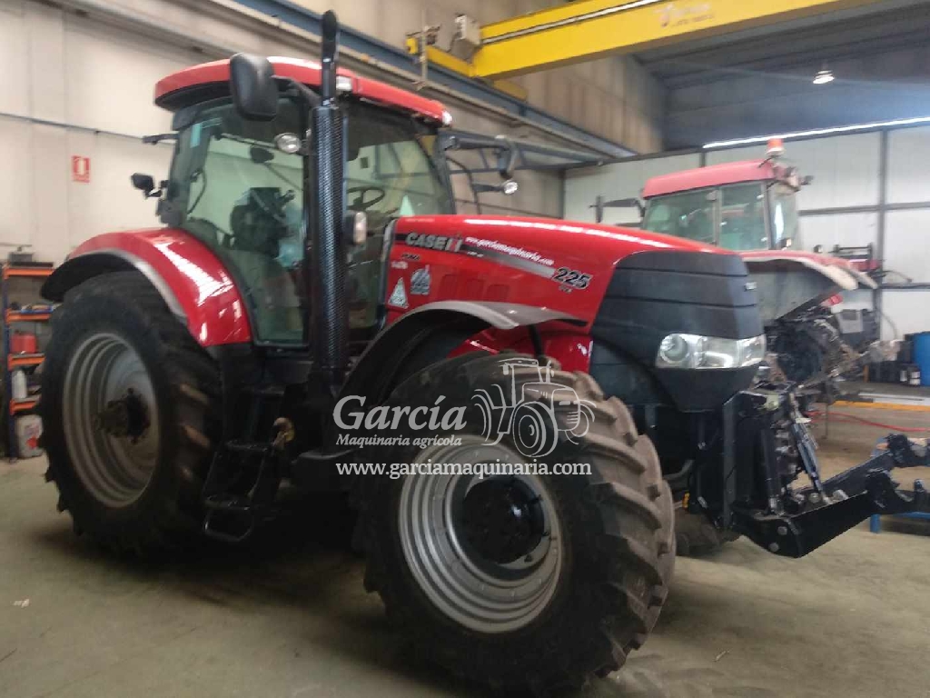 Tractor CASE PUMA CVX 225 Tractor CASE PUMA CVX 225