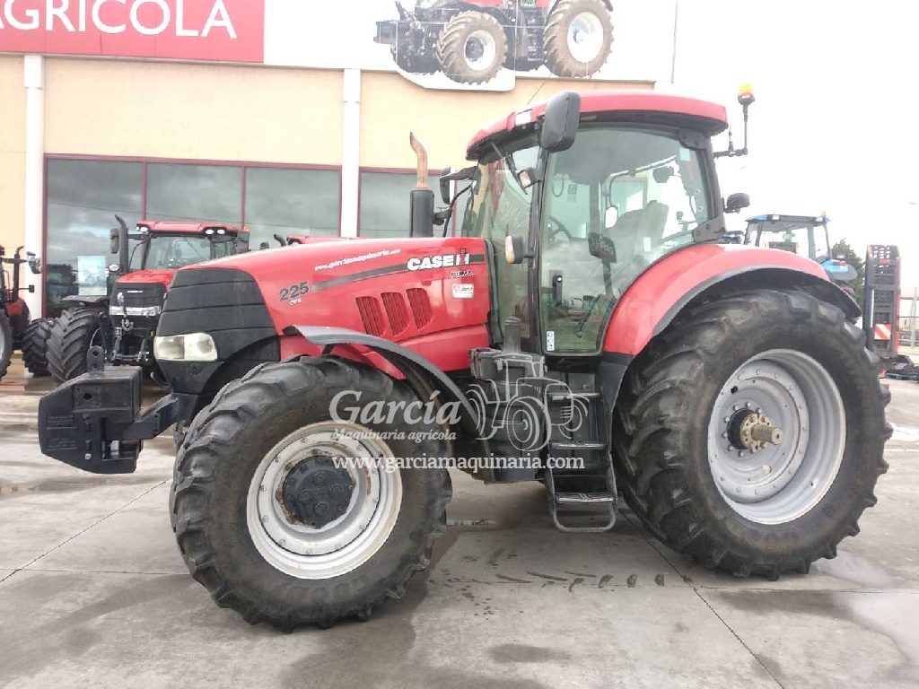 Tractor CASE PUMA 225 CVX Tractor CASE PUMA 225 CVX
