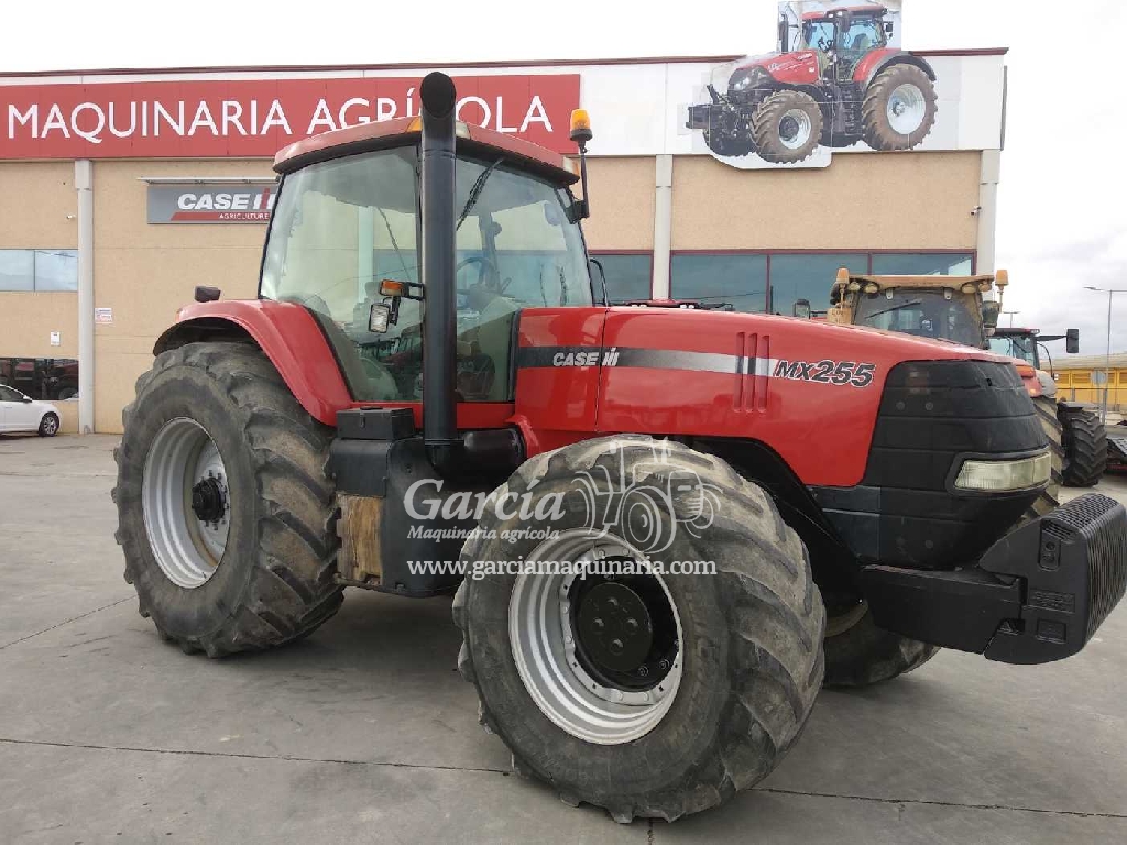 Tractor CASE MX MAGNUM 255 Tractor CASE MX MAGNUM 255