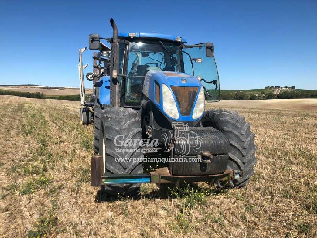 Tractor NEW HOLLAND 7040 Tractor NEW HOLLAND 7040