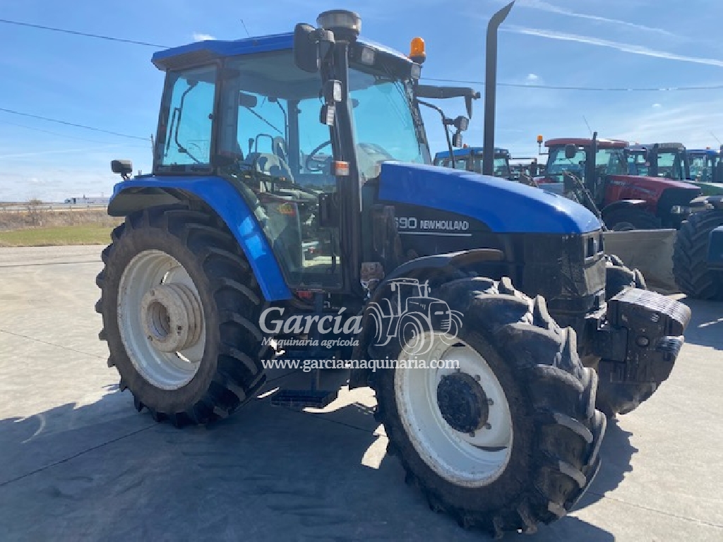 Tractor NEW HOLLAND TS 90 Tractor NEW HOLLAND TS 90