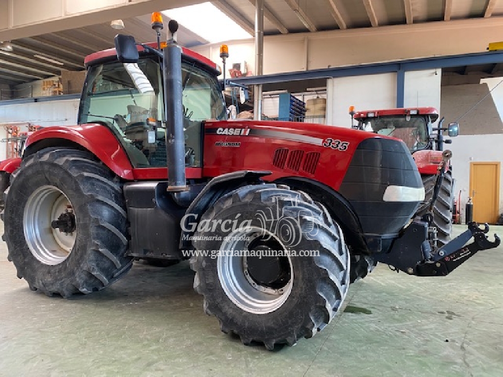 Tractor CASE MAGNUM 335 Tractor CASE MAGNUM 335
