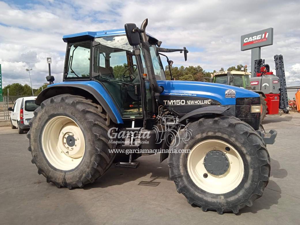 Tractor NEW HOLLAND TM 150
