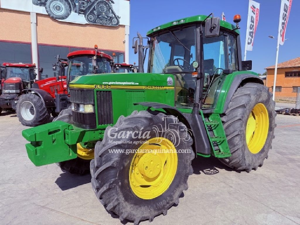 Tractor JOHN DEERE 6900