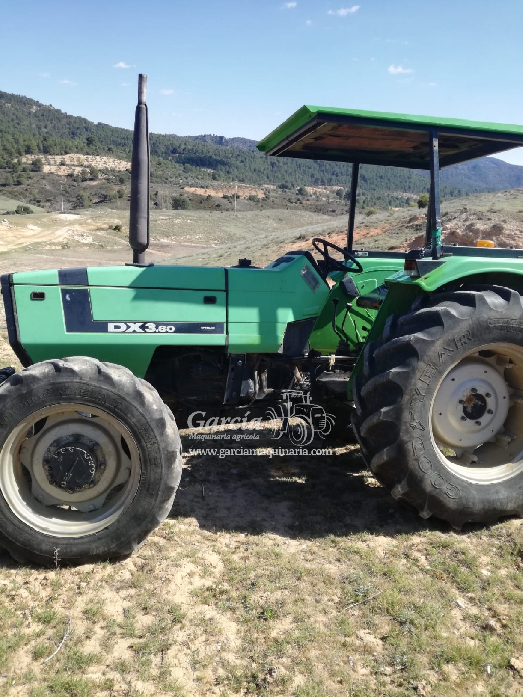 Tractor DEUTZ FARH DX 3.60 Tractor DEUTZ FARH DX 3.60