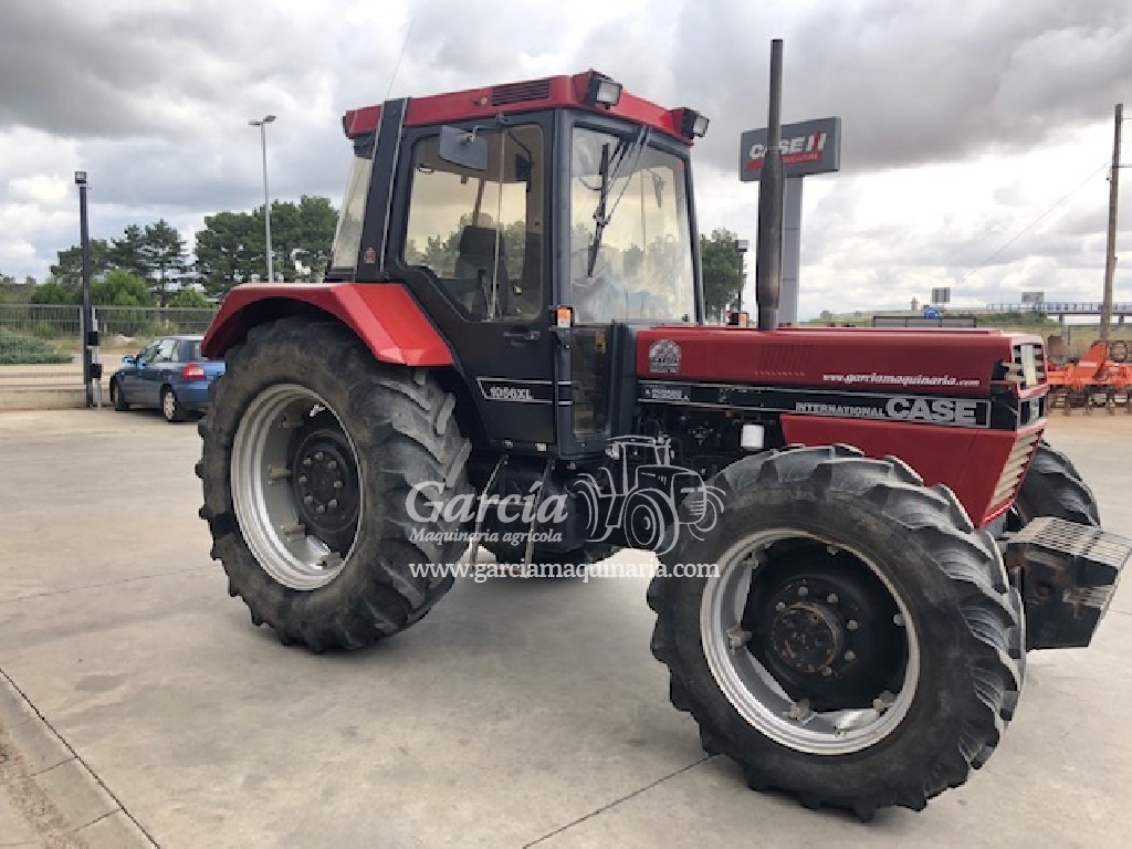Tracteur CASE 1056 XL Tracteur CASE 1056 XL